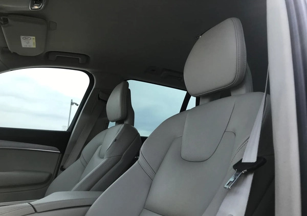 Volvo XC 90 cena 179900 przebieg: 132000, rok produkcji 2019 z Kwidzyn małe 781